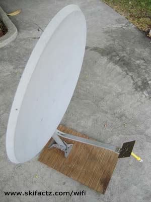 Build Your Own Parabolic Wifi Antenna